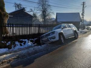 Autoturism implicat in coliziunea de la Vatra Moldovitei