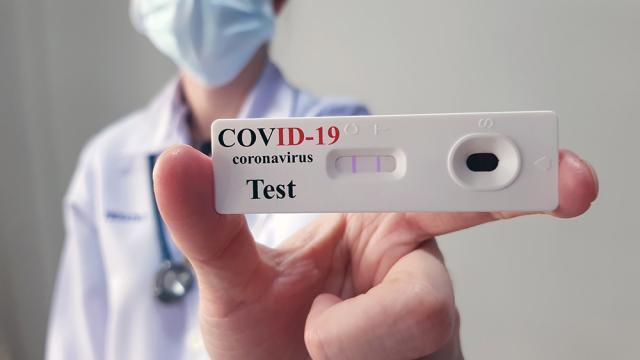 Șase angajați ai Direcției Județene de Drumuri și Poduri, dintre care cinci vaccinați, confirmați cu Covid