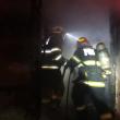 Un puternic incendiu a lăsat pagube mari în urmă într-o gospodărie din Drăgușeni