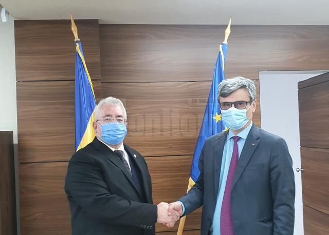Primarul Sucevei, Ion Lungu, cu cu ministrul Energiei, Virgil Popescu