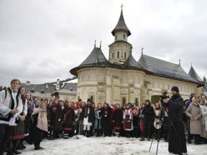 Tabăra de Anul Nou de la Mănăstirea Putna