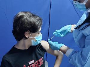 Începe vaccinarea copiilor cu vârste între 5 și 11 ani