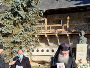 Mănăstirea Putna a găzduit ceremonia de acordare a premiului de excelență „Mihai Eminescu”