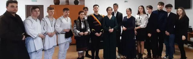 Unirea Principatelor, marcată printr-un moment artistic de elevi de la Colegiul „Mihai Eminescu” Suceava