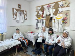 Copii și adulți din sistemul de asistență socială au sărbătorit luni Unirea Principatelor