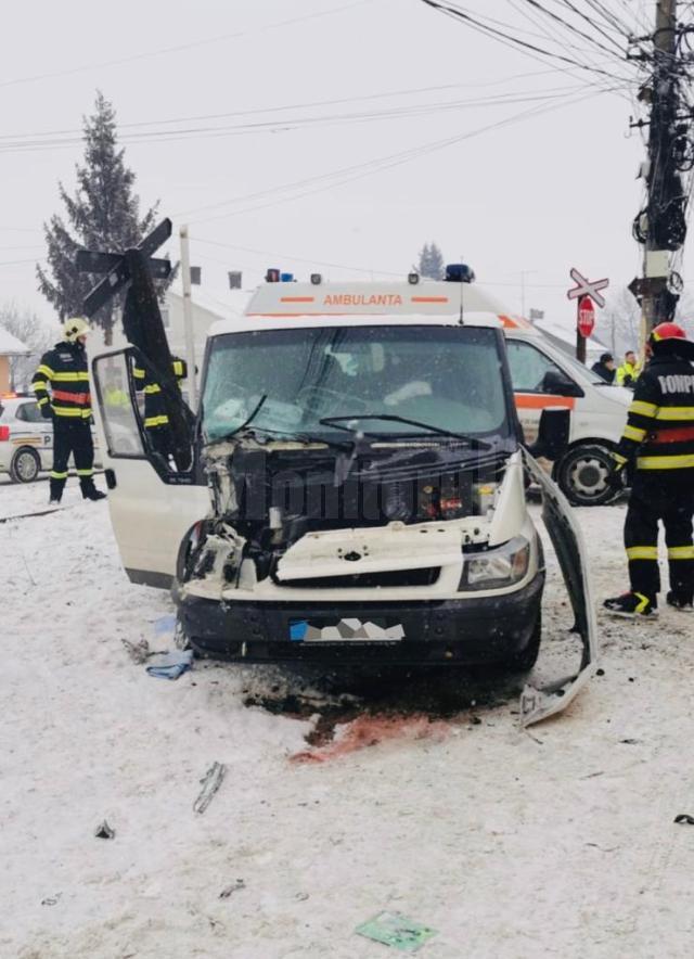 Încă un accident cu o mașină lovită de tren, la Rădăuți