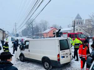Încă un accident cu o mașină lovită de tren, la Rădăuți