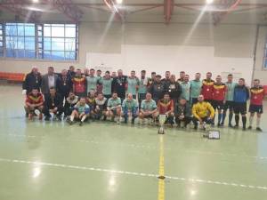 Imagine de la festivitatea de premiere a editiei precedente a campionatului judetean de futsal organizat de AJF