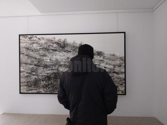 O expoziție care ilustrează „alegoria unei lumi eliberate de presiuni și de limitările inerente ale unei societăți dirijate de tehnologie”, la Muzeul de Istorie