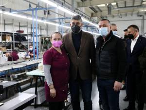 Marcel Ciolacu a vizitat fabrica de incaltaminte Denis din Suceava