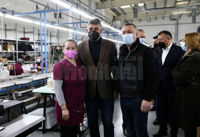 Marcel Ciolacu a vizitat fabrica de încălțăminte Denis din Suceava