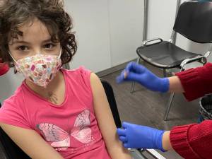 Bianca s-a vaccinat anticovid sursa foto Ro Vaccinare