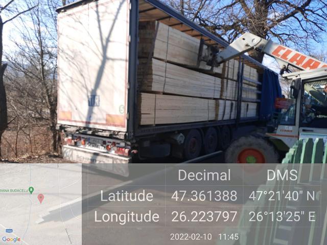 Camion de peste 35.000 de euro, confiscat de Garda Forestieră Suceava, fiind încărcat cu cherestea de rășinoase, deși în acte era cu plop