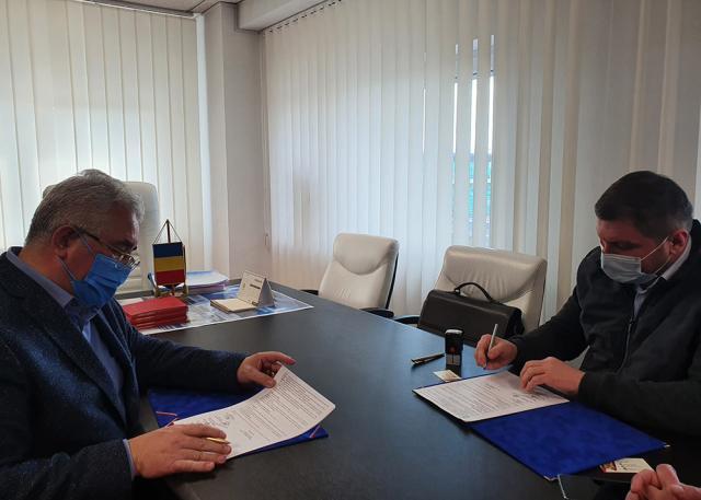 Contractul pentru realizarea documentației parcului fotovoltaic de la Termica a fost semnat cu o firmă din Cluj