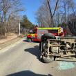 O mașină s-a răsturnat după un accident la Balada, la intrarea în Suceava