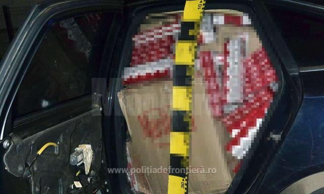 Mașină plină cu țigări de contrabandă, oprită cu ajutorul dispozitivului antipneu