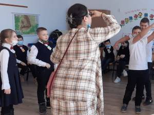 Proiectul educativ „Citim împreună!”, la Școala Gimnazială Verești
