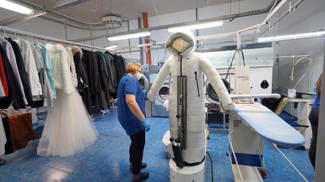 Spălătorie de textile la Iulius Mall Suceava: de la haine și lenjerii, la perne, pături ori pilote