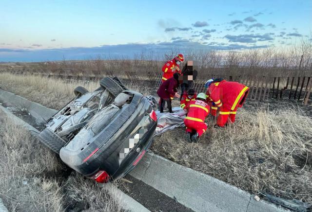 Mașina răsturnată pe DN 17, între Stroiești și Șcheia