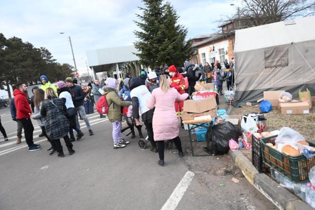 Zeci de refugiați ucraineni iau drumul occidentului