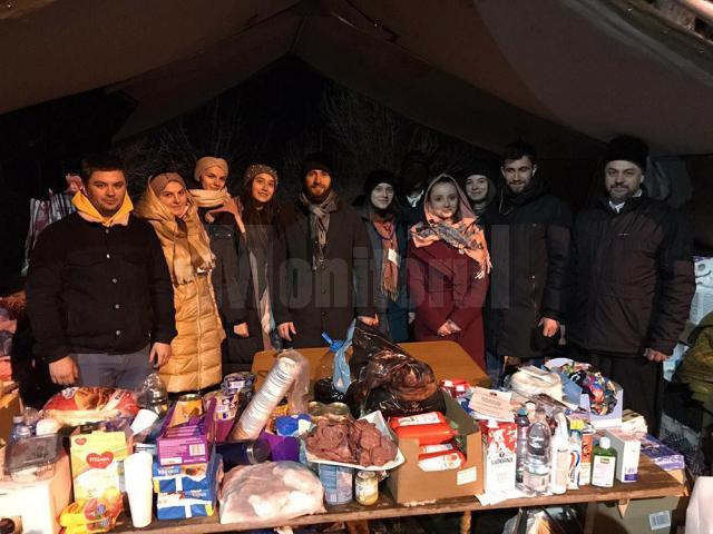 Zeci de voluntari din cadrul Asociației Studenților Creștini-Ortodocși - Filiala Suceava, în sprijinul refugiaților