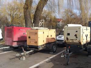 Cinci generatoare de curent electric trimise de Primăria Timișoara la Suceava au fost trimise luni seara către Cernăuți