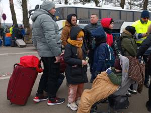 Peste 8200 de oameni au intrat în România pe la Siret, dintre care peste 5800 sunt ucraineni, în ziua de 1 martie