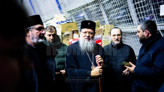Convoiul umanitar trimis de Arhiepiscopia Sucevei și Rădăuților la Cernăuți, întâmpinat de ÎPS Meletie, Mitropolitul Cernăuților și Bucovinei