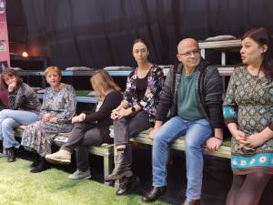 Echipa care a lucrat la realizarea noului spectacol regizat de Cosmin Panaite, „Sclavi”, premiera lunii martie la TMMSV