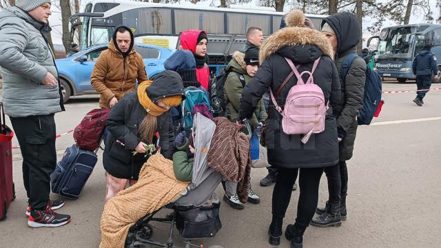 Peste 8.200 de oameni au intrat în România pe la Siret, dintre care peste 5.800 sunt ucraineni, în ziua de 1 martie