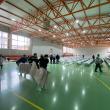 Punct de primire a refugiaților amenajat de Primăria Suceava în sala de sport a Școlii Gimnaziale „Miron Costin”