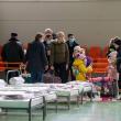 Jumătate din locurile de cazare pentru refugiați de la Şcoala „Miron Costin” din Suceava au fost ocupate miercuri noapte