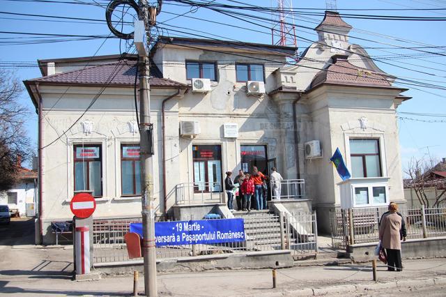 Triplare a numărului de cereri de pașapoarte la Suceava