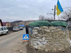 Baricadă pe stradă în Ucraina