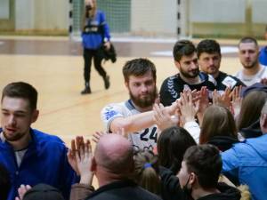 Handbaliștii de la CSU din Suceava joacă tot timpul cu sala plină meciurile de pe teren propriu