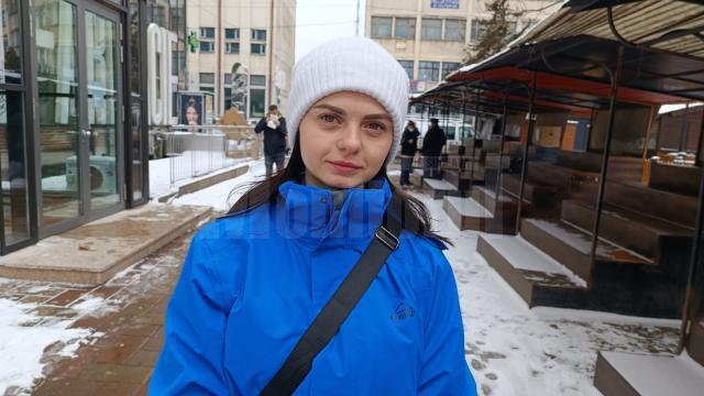 Maria Pojolca, refugiată din Cernăuți, voluntară la Vama Siret