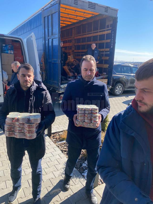 PMP a trimis un convoi umanitar cu alimente la Cernăuți