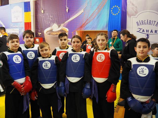 15 medalii pentru sportivii de la Kim Long Dao Fălticeni, la Campionatul Naţional de Qwan Ki Do