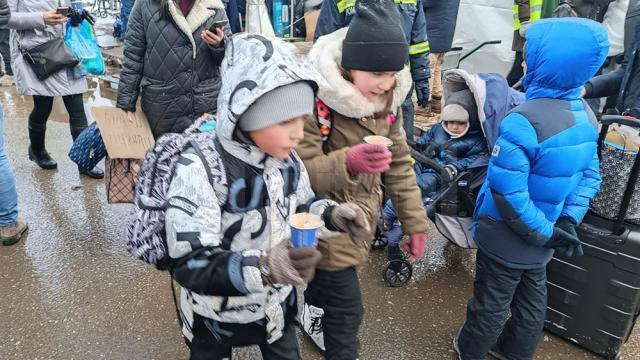 Din mii de copii ucraineni care au trecut granița în Suceava doar puțin peste 50 au rămas la școlile din județ