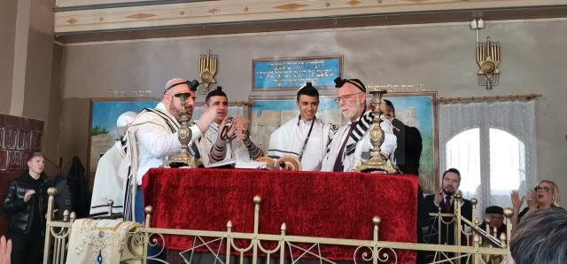 Albert Lozneanu, Iosy Dey, David Dey si rabinul Yehoshua Aharonovich