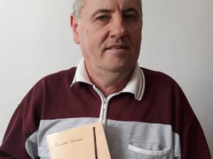 „Kălimara”, un nou volum semnat de Corneliu Vornicu, taximetristul-poet din Adâncata