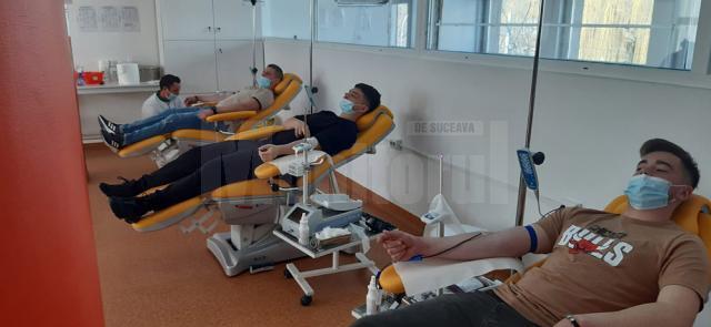 Elevi de la Colegiul „Mihai Băcescu” Fălticeni au donat sânge