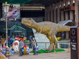 Lumea Dinozaurilor, la Iulius Mall Suceava