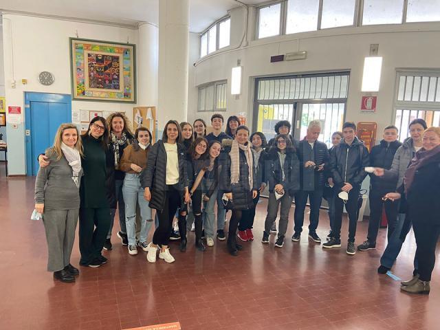 Mai mulți elevi și profesori de la Bosanci au participat la un schimb de experiență în Italia