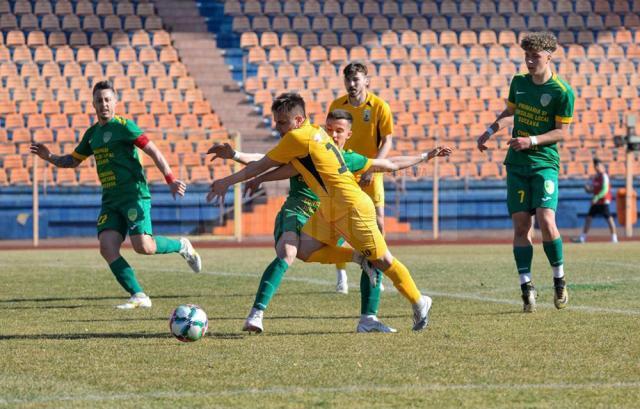 Foresta a pierdut la Piatra Neamț și va începe play-off-ul de pe locul 2. Foto Aurel Găină