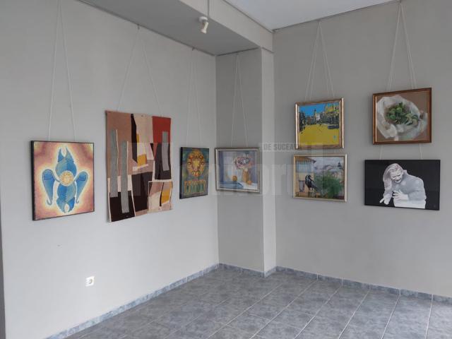 Expoziția „În lumină”, deschisă la Galeria de Artă „Ion Irimescu” Suceava