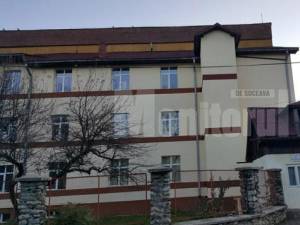 Femeia a fost transportată la Spitalul Municipal Câmpulung Moldovenesc