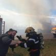 Două gospodării au fost distruse într-un incendiu, iar șase persoane au avut nevoie de îngrijiri medicale