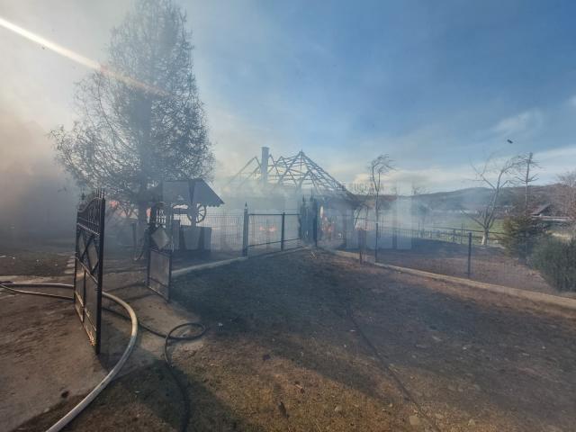 Incendiu de proporții la Straja