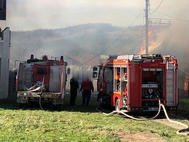 Incendiu de proporții la Straja